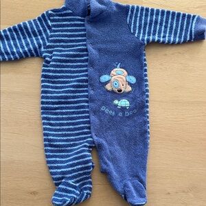 VINTAGE CARTER BABY Blue Striped 'Peek a Boo' Fleece Footie
